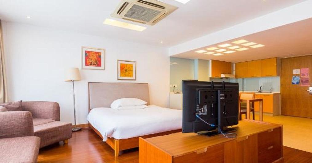 Gloria Plaza Hotel Kangqiao Shanghai Exterior photo
